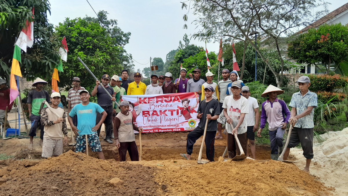 Pupuk Semangat Gotong Royong Di Kalangan Generasi Muda PAC Sumber